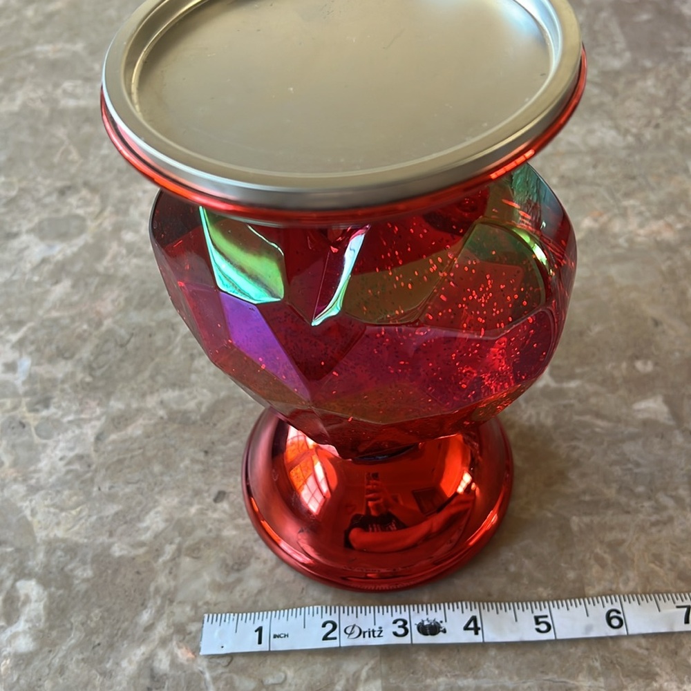 BATH & BODY WORKS glitter heart water globe candle holder - Picture 6 of 7